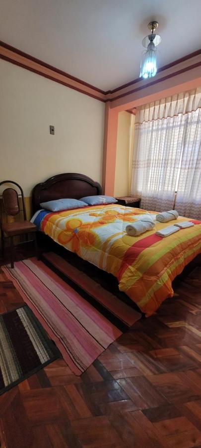 مبيت وإفطار كوباكابانا Hostal Sol Y Luna المظهر الخارجي الصورة